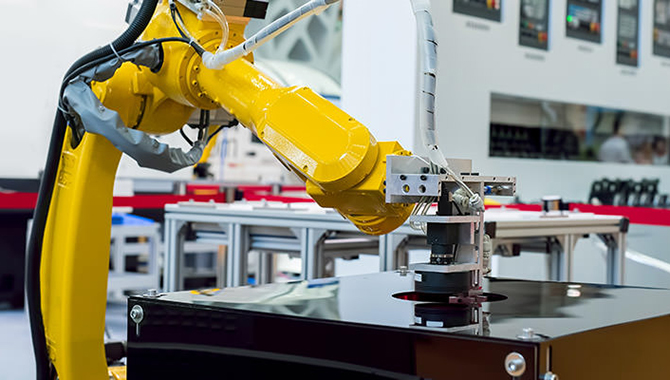 Intelligent manufacturing equipment